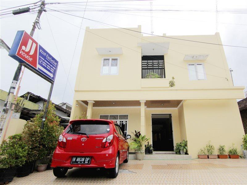 מלון Kejayan Jj House Gejayan מראה חיצוני תמונה