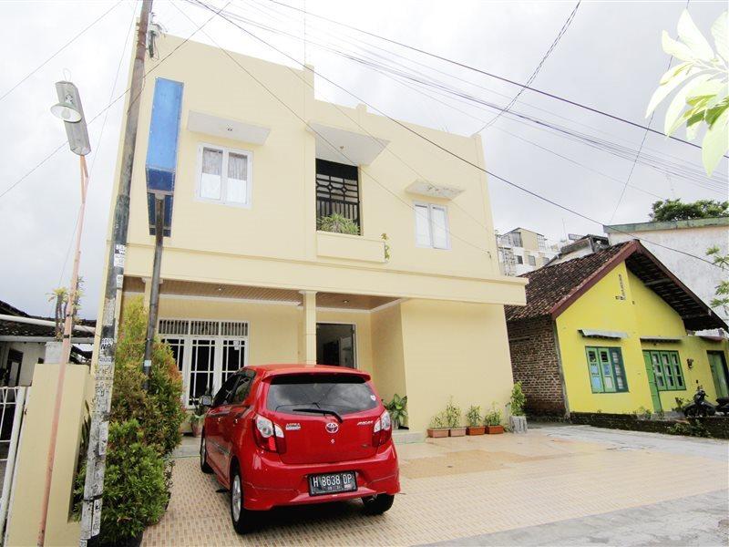 מלון Kejayan Jj House Gejayan מראה חיצוני תמונה