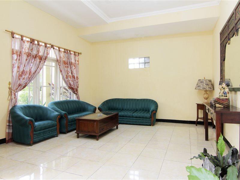 מלון Kejayan Jj House Gejayan מראה חיצוני תמונה