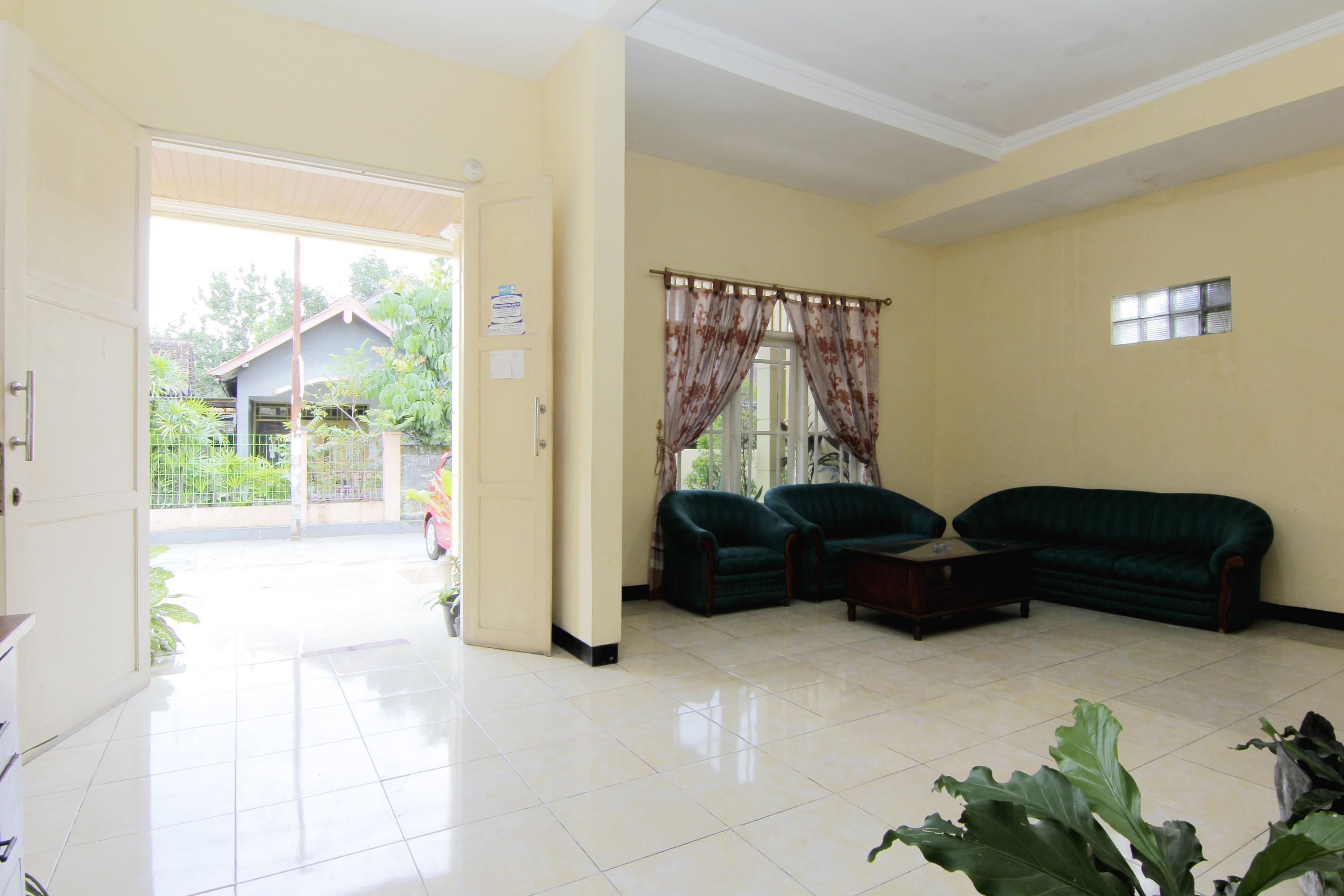 מלון Kejayan Jj House Gejayan מראה חיצוני תמונה