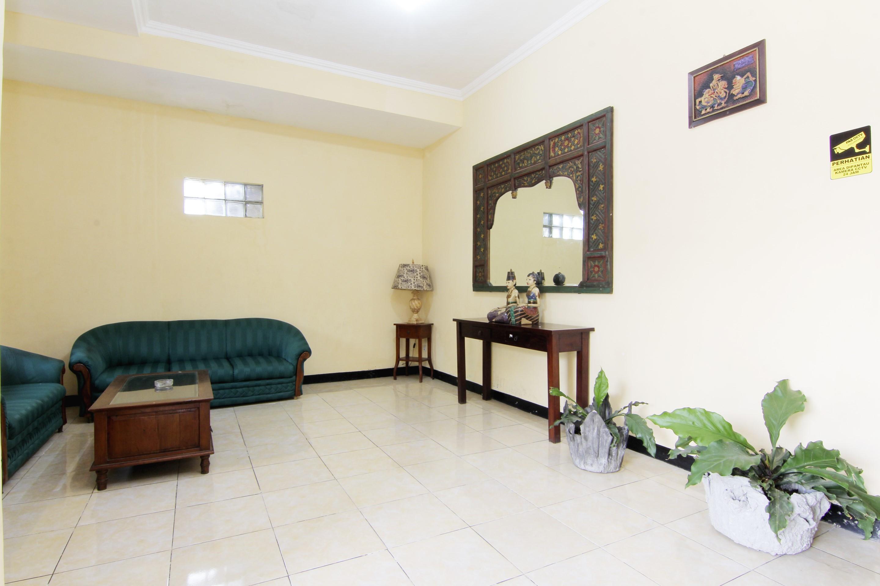 מלון Kejayan Jj House Gejayan מראה חיצוני תמונה